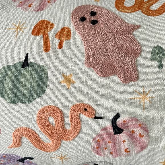 Cupcakes & Cashmere HALLOWEEN GHOST Pillow 14x24 Embroidered Pastel NEW - Picture 3 of 15